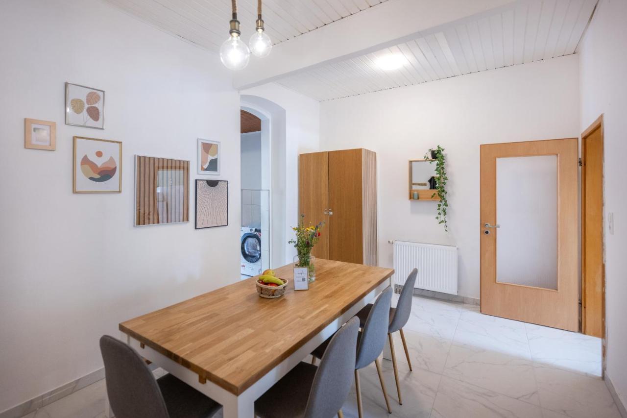 Wohlfuehlwohnung Mit 25 Qm Terrasse, Netflix 코블렌츠 외부 사진